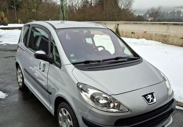 Peugeot 1007 80.000 km 4.900 &euro; IRRHAUSEN 54689