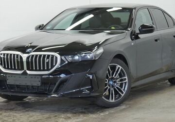 BMW i5 21.500 km 58.800 &euro; Dillingen 89407