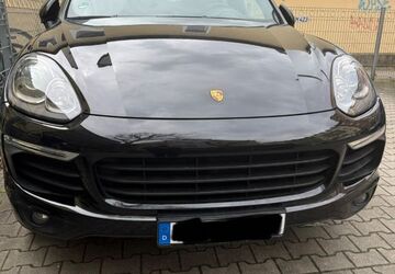 Porsche Cayenne 196.000 km 28.500 &euro; Nürnberg 90443