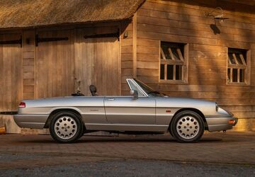 Alfa Romeo Spider 101.404 km 24.500 &euro; Nunspeet 