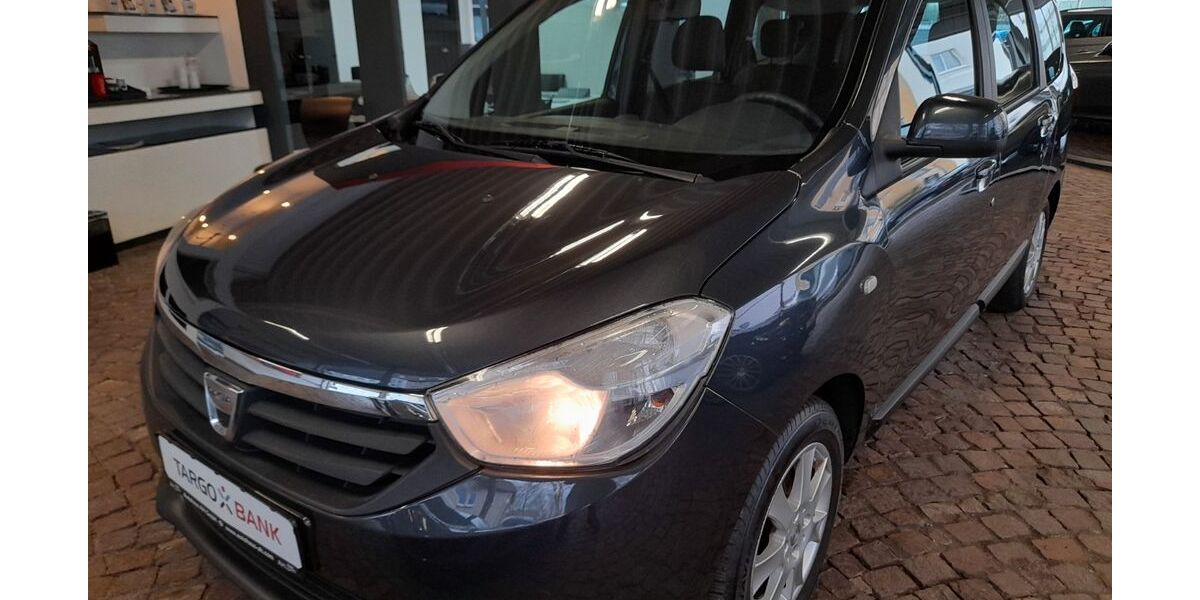 Dacia Lodgy 152.673 km 4.450 &euro; Gelsenkirchen 45888