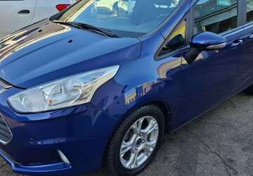 Ford B-Max 98.000 km 8.890 &euro; Neu-Ulm 89231