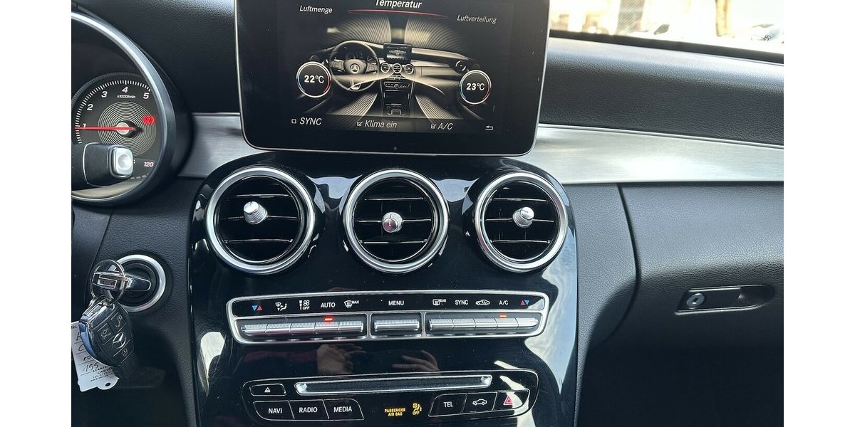 Mercedes-Benz C 180 T CGI 155.624 km 13.500 &euro; Mainz 55122