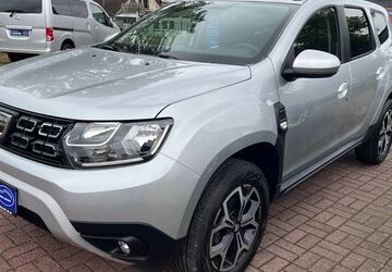 Dacia Duster 102.500 km 15.600 &euro; Berlin 13127