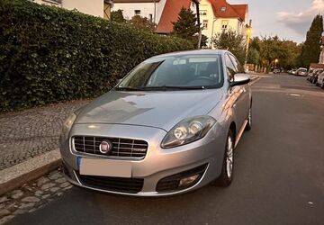 Fiat Croma 184.000 km 3.600 &euro; Dresden 01129