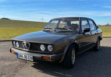 Alfa Romeo Alfetta 165.000 km 13.800 &euro; Schwabhausen 85247