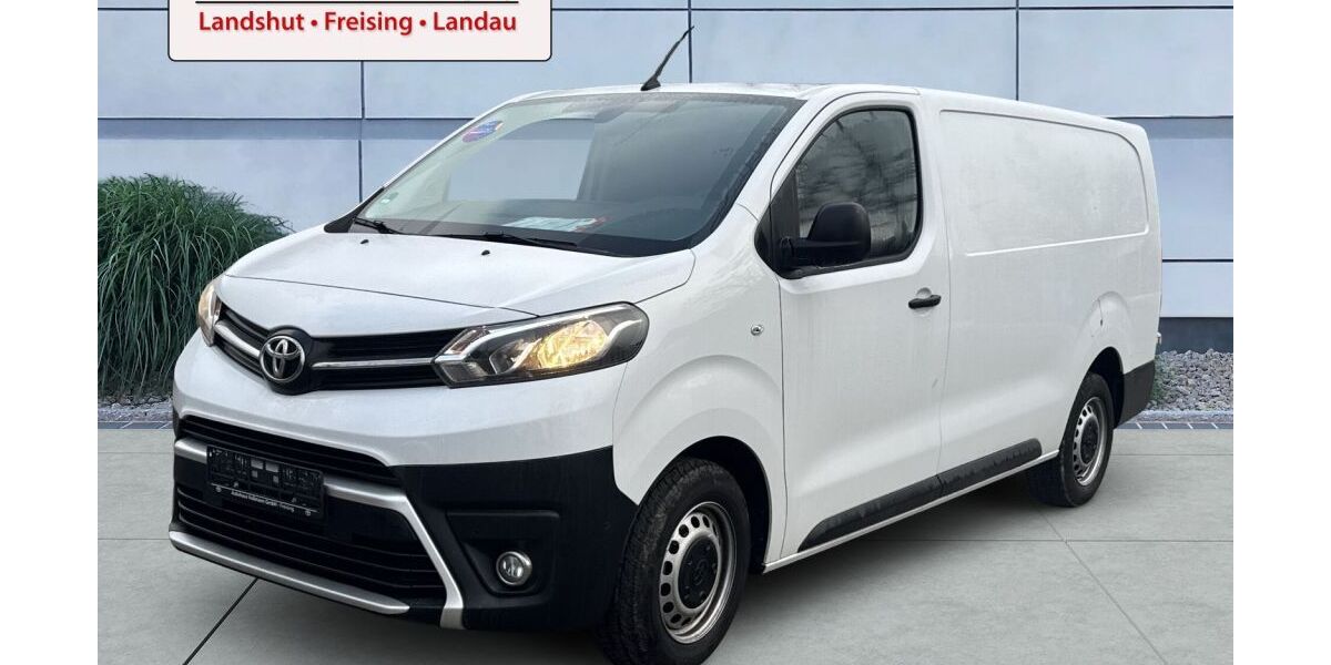 Toyota Proace (Verso) 12.600 km 31.990 &euro; Freising 85356