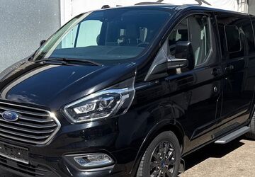 Ford Tourneo Custom 239.000 km 22.990 &euro; Köln 51065