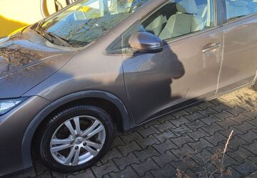 Honda Civic 70.350 km 10.500 &euro; Triftern 84371