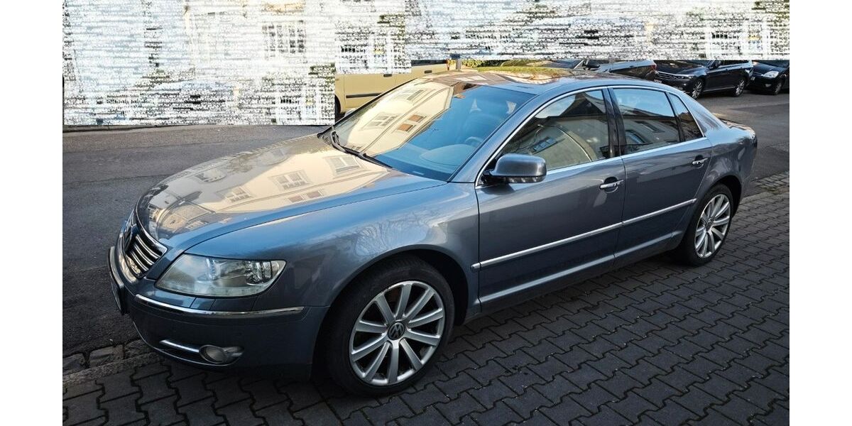 VW Phaeton 199.000 km 8.800 &euro; Frankfurt am Main - Germany 60320