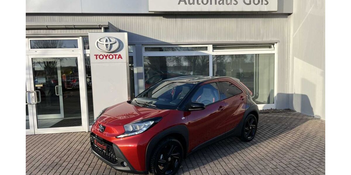 Toyota Aygo (X) 2.500 km 18.990 &euro; Mühlhausen 99974
