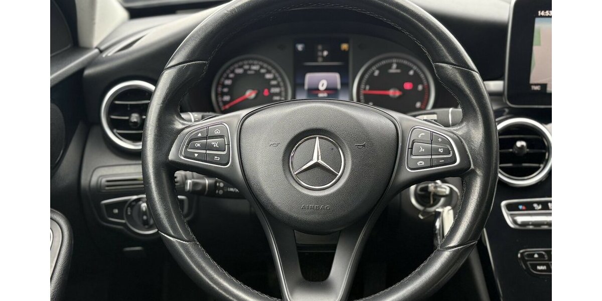 Mercedes-Benz C 200 d G-Tronic Plus NAVI/SHZ/TEMPOMAT/TOTWINKL 133.552 km 17.900 &euro; Villingen-Schwenningen 78054