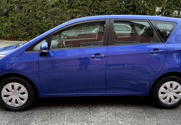 Subaru Trezia 38.000 km 4.980 &euro; München 81827