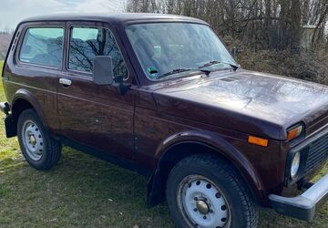Lada Niva 45.000 km 6.200 &euro; Gummersbach 51647