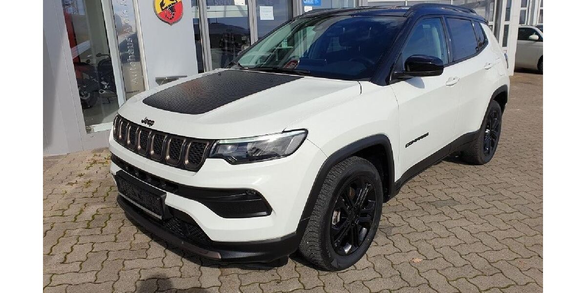 Jeep Compass 29.245 km 24.900 &euro; Kleinkitzighofen-Lamerdingen 86862