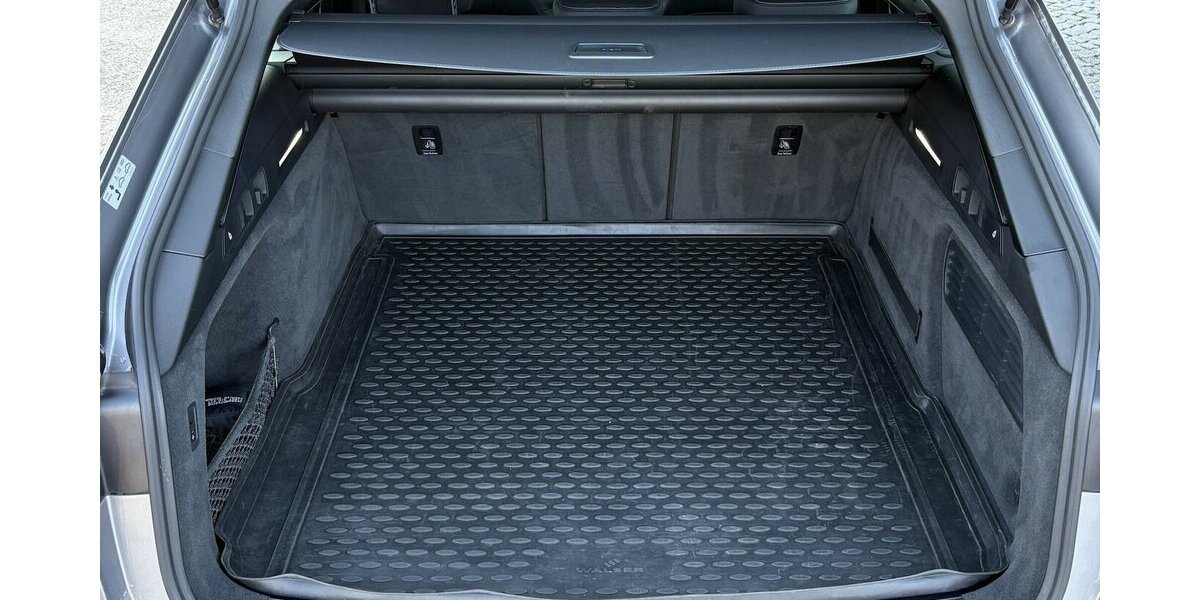 Audi A6 Avant 45 TFSI quattro S-LINE/MEMORY/360°3D 112.242 km 28.900 &euro; Villingen-Schwenningen 78054