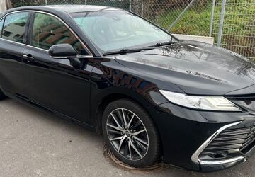 Toyota Camry 220.000 km 17.999 &euro; Ditzingen 71254