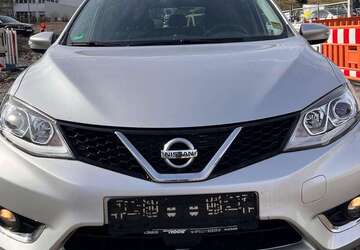 Nissan Pulsar 117.000 km 7.300 &euro; Stuttgart 70376