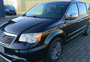 Lancia Voyager 260.000 km 9.999 &euro; Torgau 04860