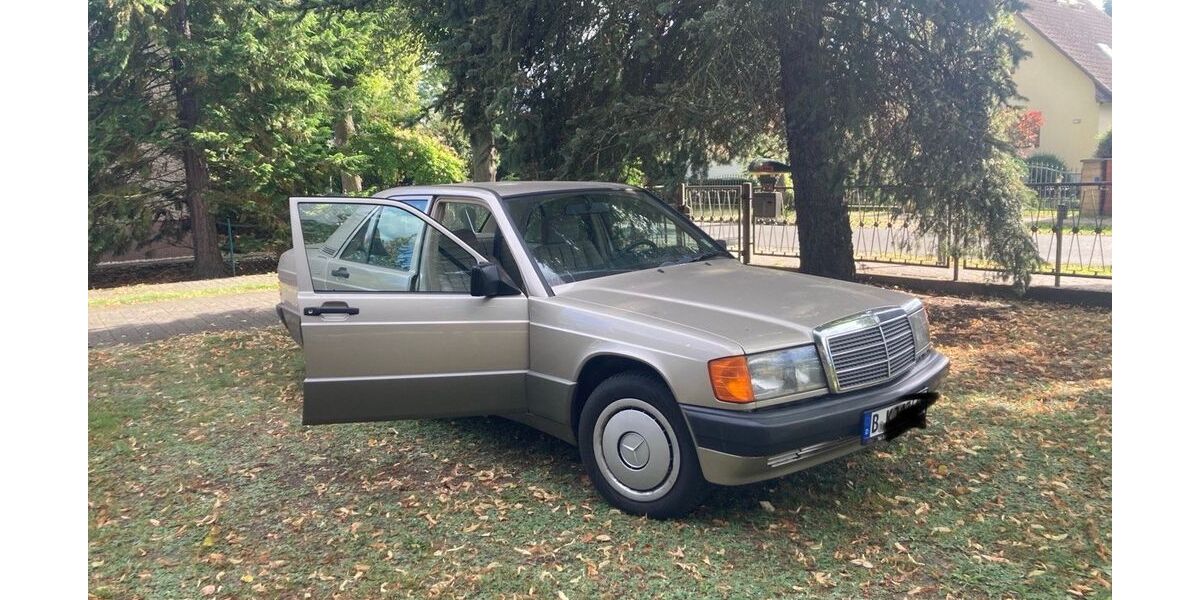 Mercedes-Benz 190 223.000 km 5.000 &euro; Mittenwalde 15749