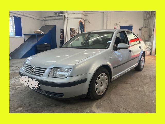 VW Bora 84.670 km 4.900 &euro; Chemnitz 09111