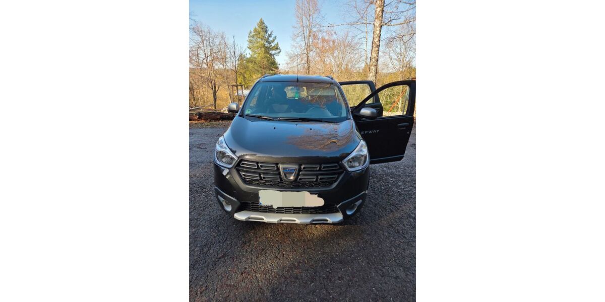Dacia Lodgy 92.000 km 14.000 &euro; Zimmern unter der Burg 72369