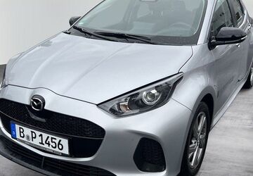Mazda 2 Hybrid 4.114 km 25.990 &euro; Berlin 13599
