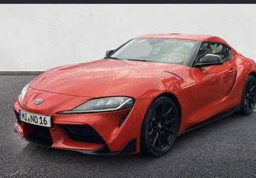Toyota Supra 9.171 km 62.900 &euro; Porta - Westfalica 32457