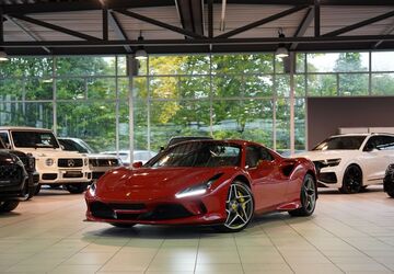Ferrari F8 4.560 km 354.900 &euro; Remscheid/NRW 42855