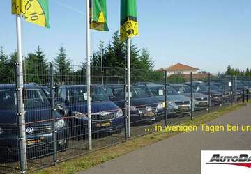 Tesla Model S 264.627 km 29.985 &euro; Jänschwalde 03197