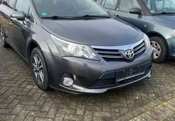 Toyota Avensis 187.000 km 7.630 &euro; Hörstel 48477