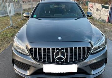 Mercedes-Benz C 250 278.000 km 12.900 &euro; Berlin 12057