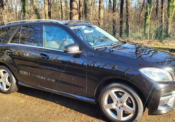 Mercedes-Benz ML 250 282.461 km 13.000 &euro; Isernhagen 30916