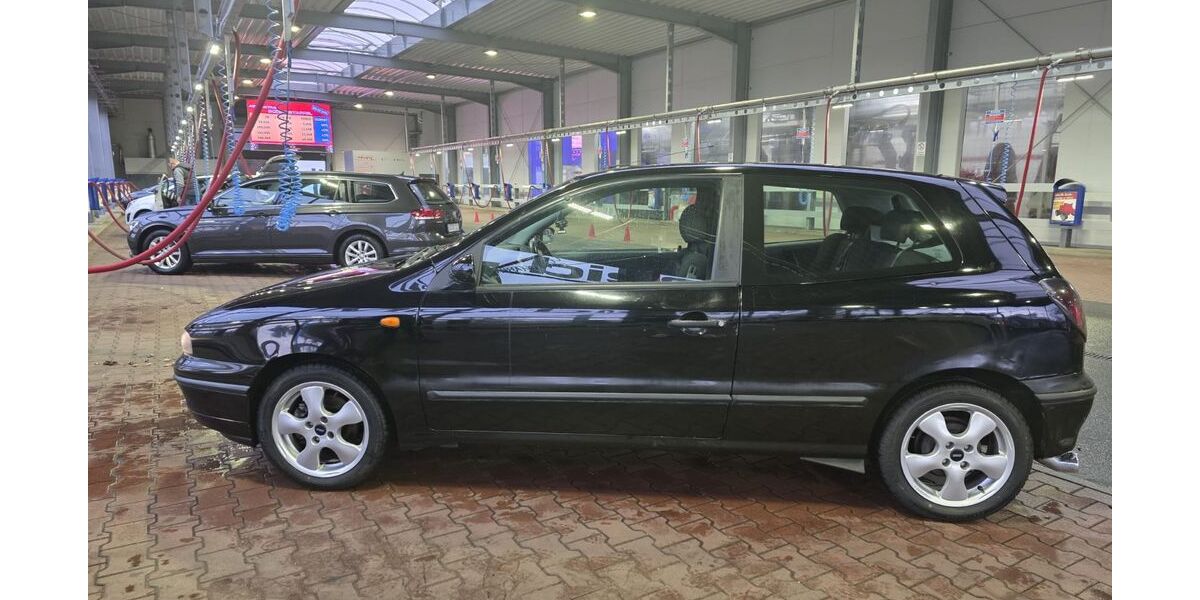 Fiat Bravo 70.800 km 1.350 &euro; Offenburg 77652