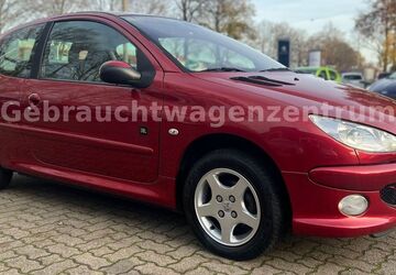 Peugeot 206 112.000 km 2.490 &euro; Bremen 28207