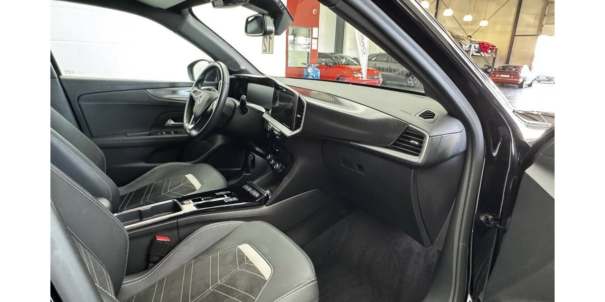 Opel Mokka e 50 kWh Ultimate FULL LED Carplay 16.700 km 20.420 &euro; Lich 35423
