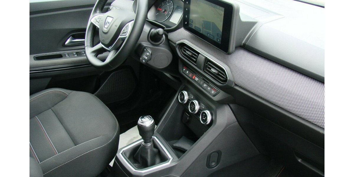 Dacia Jogger 1.0 LPG Extrem+ Tempomat LED AHK 7Sitzer 72.123 km 14.890 &euro; Falkensee 14612