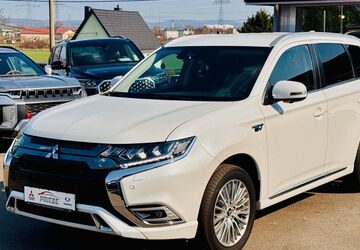 Mitsubishi Plug-in Hybrid Outlander 56.000 km 24.990 &euro; Heidenau 01809
