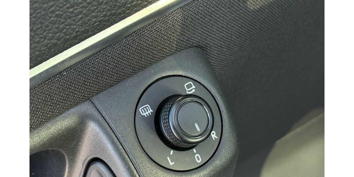 VW Polo V 1.2 TSI ALLSTAR KAMERA/PANORAMA/1.HAND 9.900 km 12.900 &euro; Villingen-Schwenningen 78054