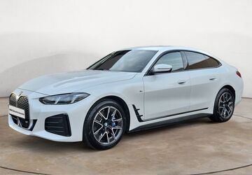 BMW i4 16.005 km 48.890 &euro; Hamm 59071