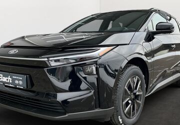 Toyota bZ4X 2.500 km 46.170 &euro; Überlingen 88662