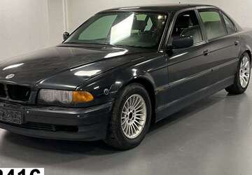 BMW 750 300.000 km 34.000 &euro; Bovenden 37120