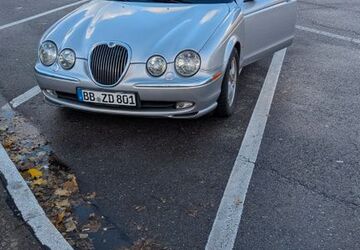 Jaguar S-Type 190.000 km 2.700 &euro; sindelfingen 71069