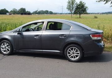 Toyota Avensis 122.334 km 4.200 &euro; Berlin 13629
