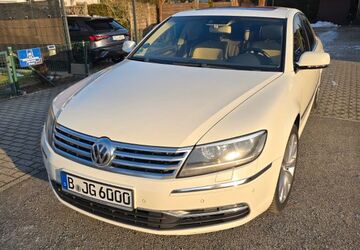 VW Phaeton 211.000 km 9.490 &euro; Berlin 12621
