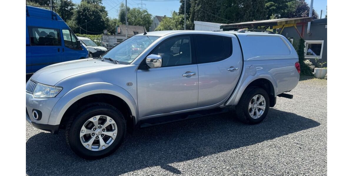 Mitsubishi L200 194.258 km 11.950 &euro; essen 45326