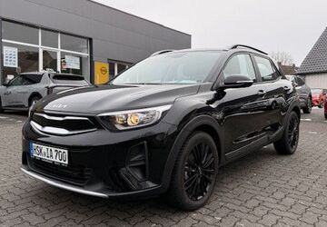 Kia Stonic 2.500 km 22.888 &euro; Büren 33142