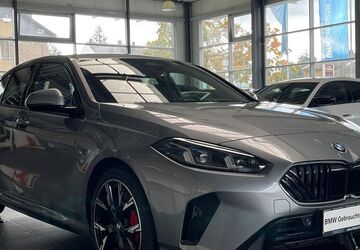 BMW 120 5.388 km 38.450 &euro; Langenfeld 40764