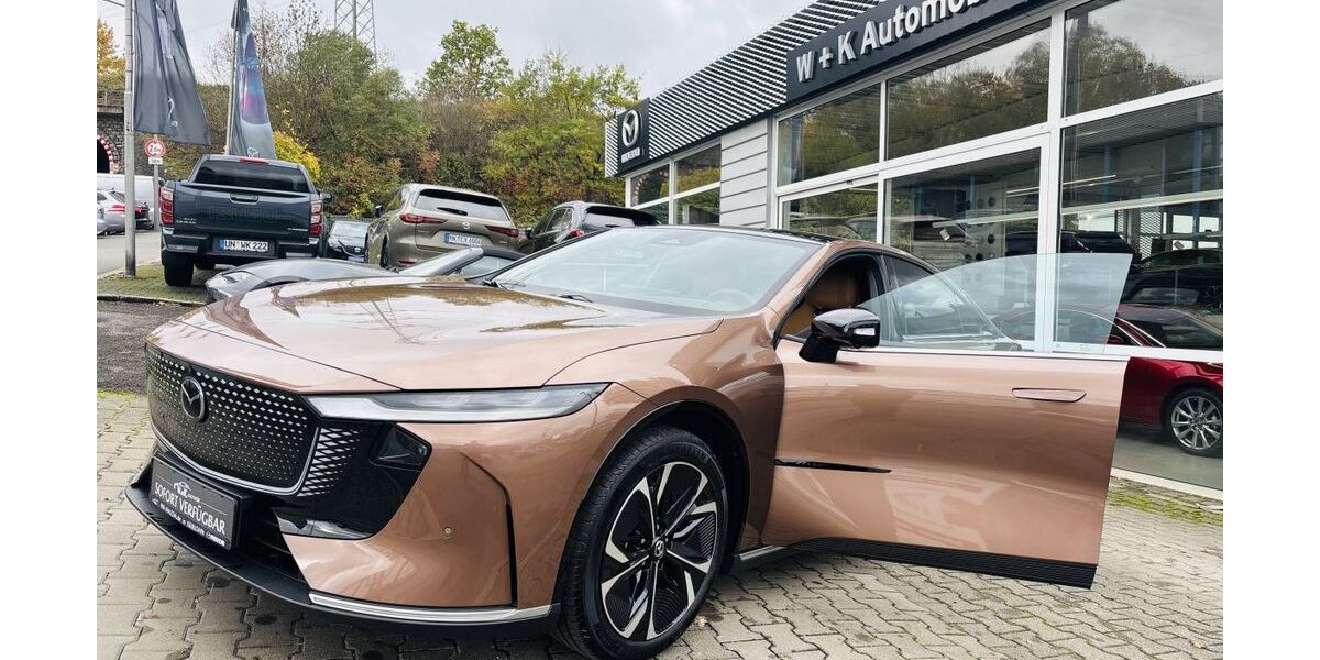 Mazda 6e 1.900 km 39.690 &euro; Kamen 59174