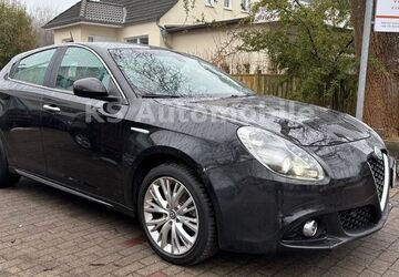 Alfa Romeo Giulietta 218.004 km 5.900 &euro; Norderstedt 22850